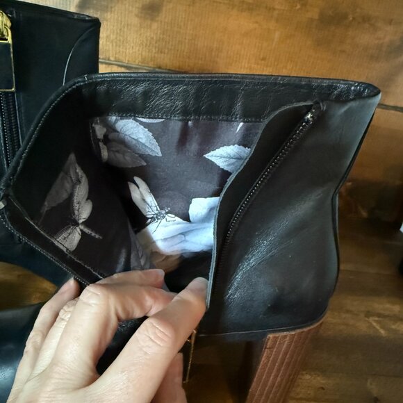 Ted Baker booties, size 7 - Picture 4 of 5